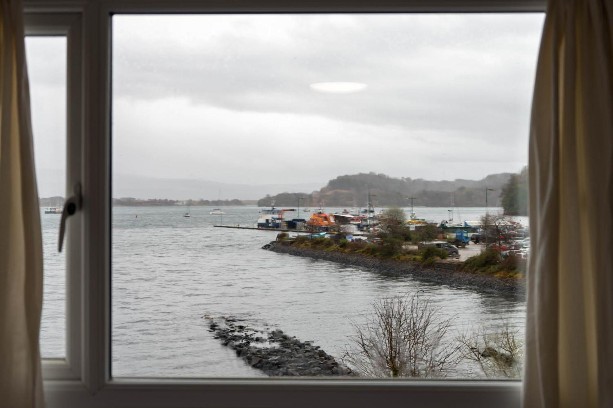 Harbour Guest House Тобермори Экстерьер фото